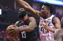 犹他爵士主教练-爱游戏app