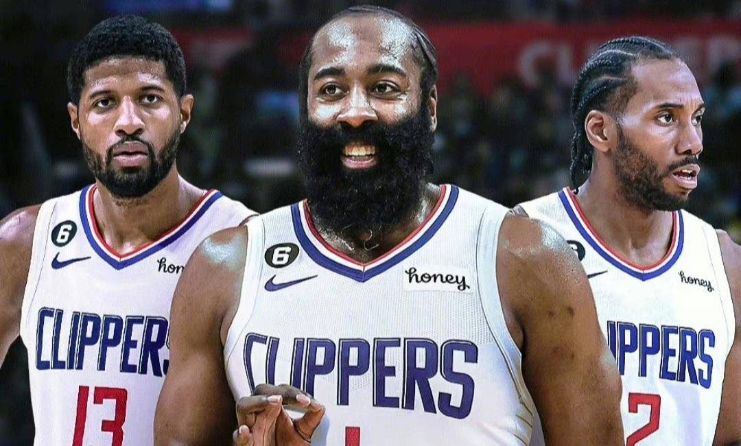  官宣日突围战来临，洛杉矶快船围绕中超止住颓势，媒体盛赞，阵容厚度经受考验